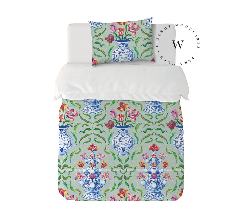 Tulipiere & Vase