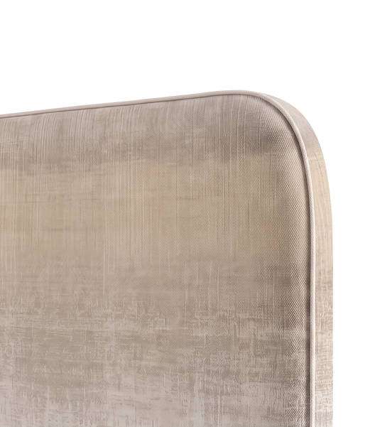 Respaldo de cama Gold Silk — detalle de la tela