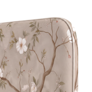 Respaldo de cama Golden Blossom — detalle de la tela
