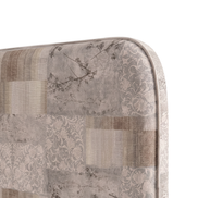 Respaldo de cama Vintage Patchwork — detalle de la tela