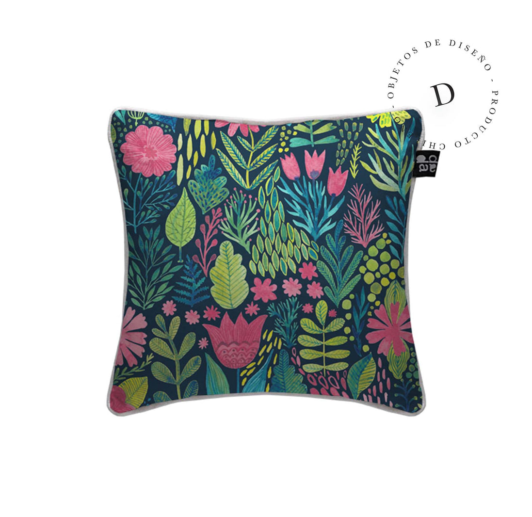 Cojín Dark Beauty 45 x 45 cm