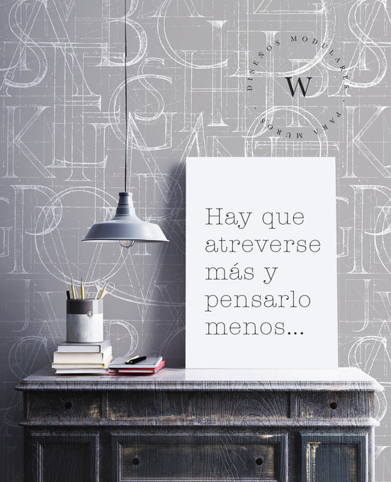 Papel Mural y Vinilico Autoadhesivo para muros de la marca The Wall, diseño de tendencia Alfabet