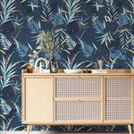 Papel Mural, Papel Pintado, Wallpaper, Mural, Empavonados, Vinilico Autoadhesivo para muros de la marca The Wall, diseño de tendencia Dark Botanic