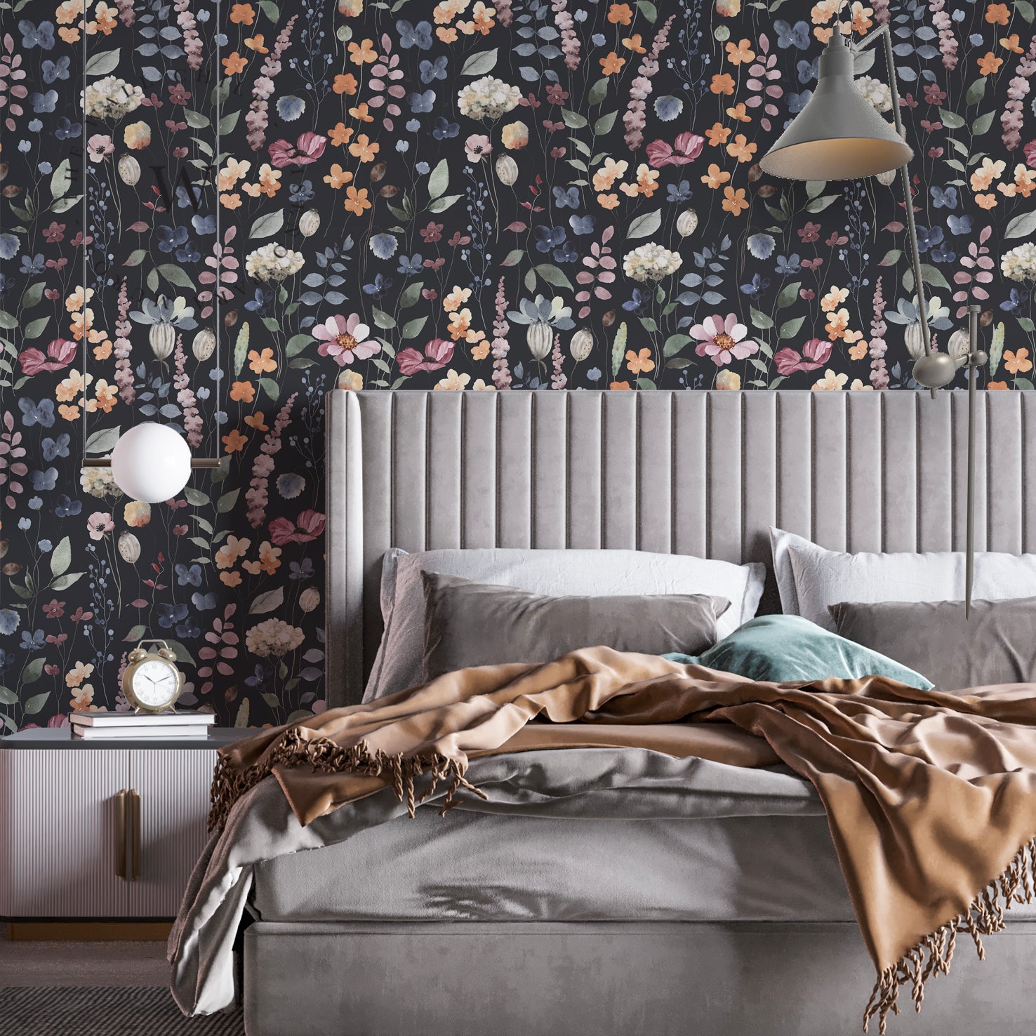 Papel Mural y Vinilico Autoadhesivo para muros de la marca The Wall, diseño de tendencia Dark Flowers