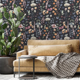 Papel Mural y Vinilico Autoadhesivo para muros de la marca The Wall, diseño de tendencia Dark Flowers