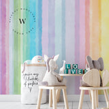 Papel Mural y Vinilico Autoadhesivo para muros de la marca The Wall, diseño de tendencia Stripe Rainbow