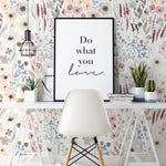 Papel Mural, Papel Pintado, Wallpaper, Mural, Empavonados, Vinilico Autoadhesivo para muros de la marca The Wall, diseño de tendencia Watercolor Garden