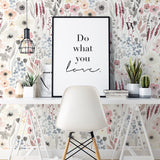 Papel Mural, Papel Pintado, Wallpaper, Mural, Empavonados, Vinilico Autoadhesivo para muros de la marca The Wall, diseño de tendencia Watercolor Garden